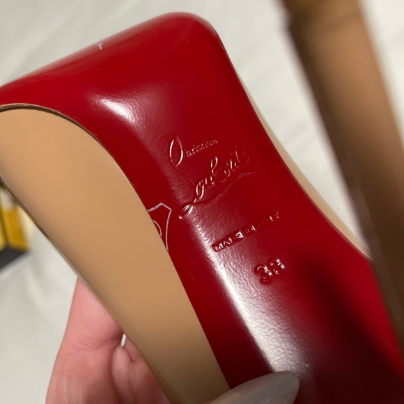 BNIB Red Bottom Pumps